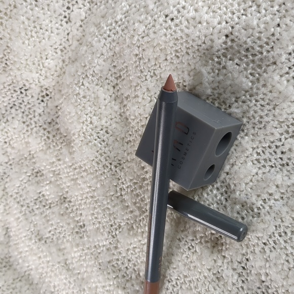 KAB Cosmetics Lip Liner in Just 4 U & Sharpener Duo - Picture 3 of 8